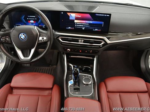 Used 2022 BMW i4 eDrive40 RWD image 30