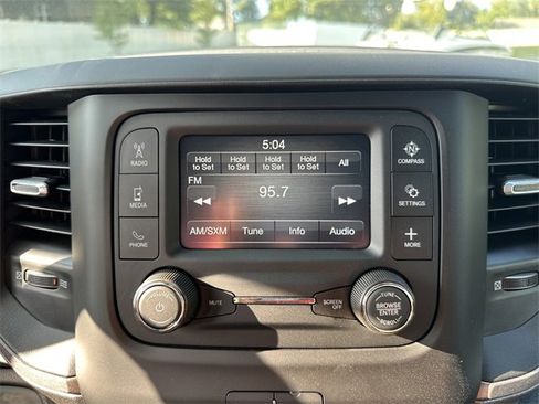 Used 2024 RAM 2500 Tradesman w/ Chrome Appearance Group image 21