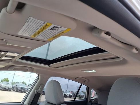 Used 2018 Subaru Crosstrek 2.0i Premium AWD/4WD image 6