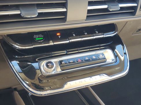 Used 2023 Lincoln Corsair Reserve w/ Equipment Group 201A image 18