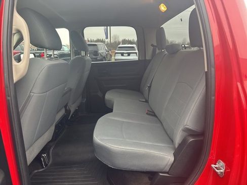 Used 2017 RAM 1500 Express w/ Express Value Package image 17