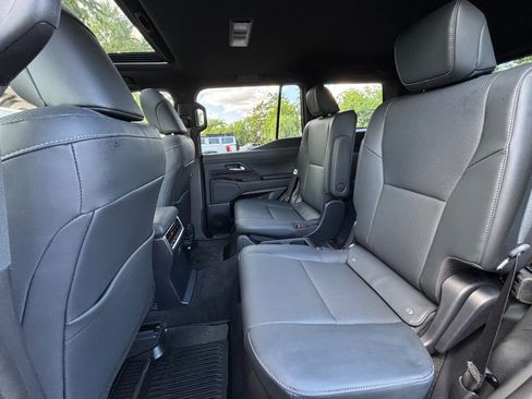 Used 2026 Lexus GX 550 w/ Accessory Package (2T) AWD/4WD image 32