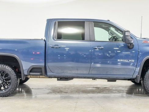Used 2025 Chevrolet Silverado 2500 LT w/ Safety Package image 12