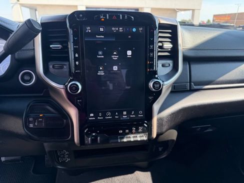 Used 2024 RAM 2500 Laramie w/ Safety Group AWD/4WD image 34