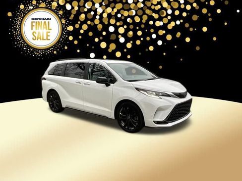 Used 2023 Toyota Sienna XSE image 6