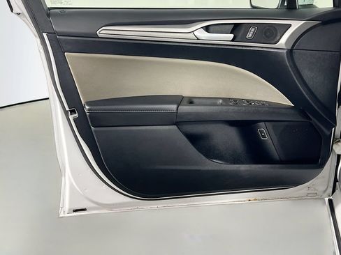 Used 2018 Ford Fusion S FWD image 17