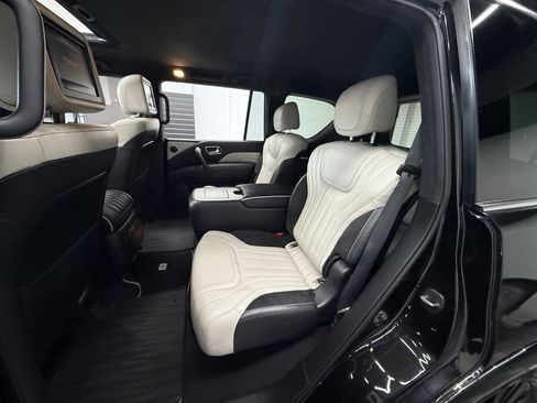 Used 2019 INFINITI QX80 Limited image 24
