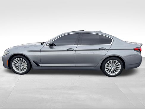 Used 2023 BMW 530i xDrive w/ Premium Package AWD/4WD image 10