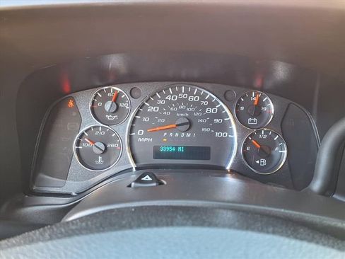 Used 2023 Chevrolet Express 2500 w/ Driver Convenience Package image 19