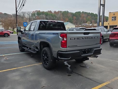 New 2025 Chevrolet Silverado 2500 Custom w/ Custom Value Package image 9