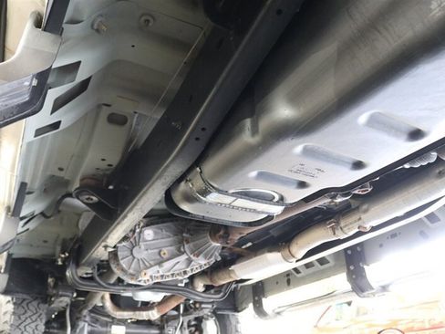 Used 2003 Ford F250 Lariat AWD/4WD image 23