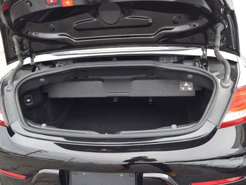 Used 2018 Mercedes-Benz C 300 4MATIC Cabriolet image 9