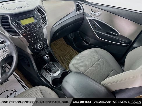 Used 2016 Hyundai Santa Fe Sport image 20