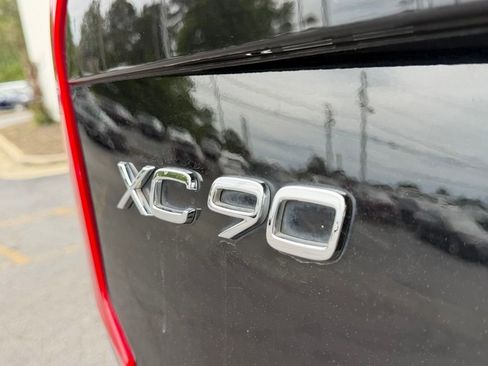 Used 2023 Volvo XC90 T8 Core w/ Protection Package Premier AWD/4WD image 11
