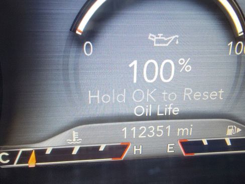 Used 2019 Jeep Cherokee Trailhawk w/ Comfort/Convenience Group image 16