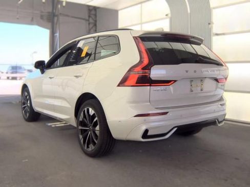 Used 2026 Volvo XC60 B5 Plus AWD/4WD image 3