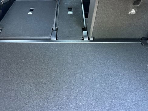 Certified 2025 Mercedes-Benz GLB 250 image 14