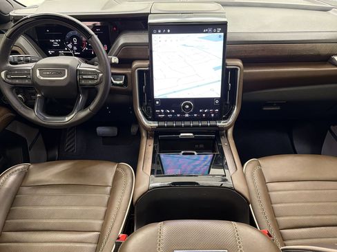 Used 2026 GMC Yukon Denali Ultimate AWD/4WD image 15