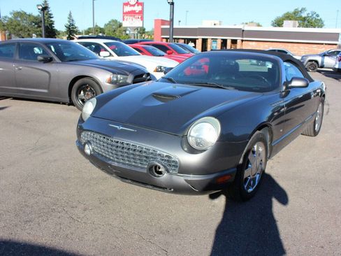 Used 2003 Ford Thunderbird image 4