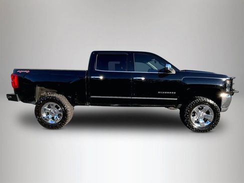 Used 2017 Chevrolet Silverado 1500 LTZ w/ Sport Package image 6