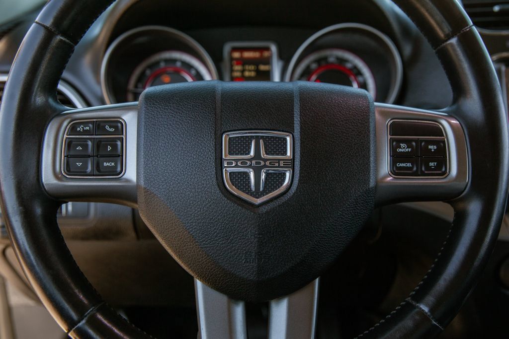 Used 2017 Dodge Journey Crossroad FWD image 16