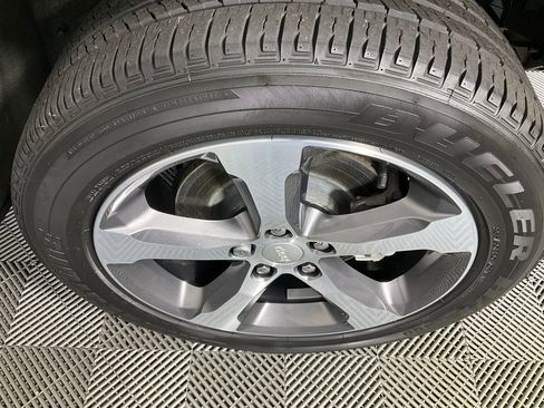 Used 2023 Jeep Grand Cherokee 4WD 4xe w/ Luxury Tech Group II image 7