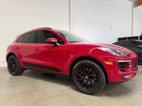 Used 2018 Porsche Macan S AWD/4WD image 5