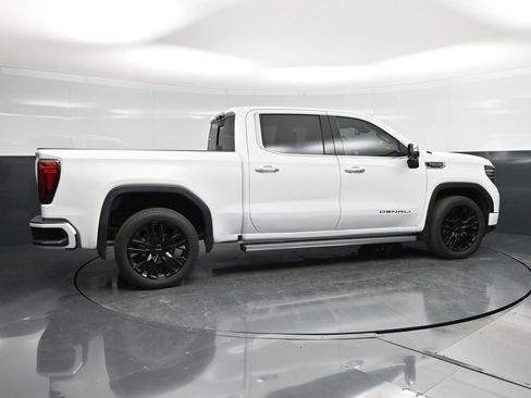 Used 2023 GMC Sierra 1500 Denali AWD/4WD image 4