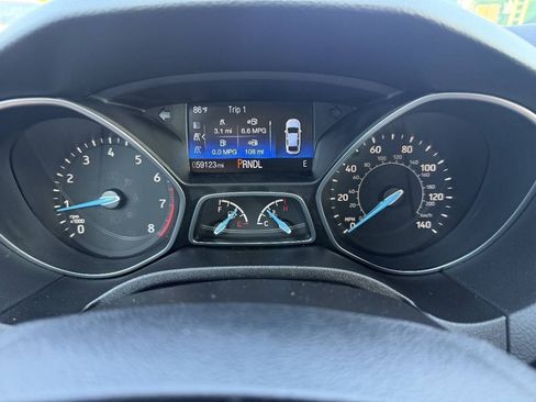 Used 2016 Ford Focus SE FWD image 35