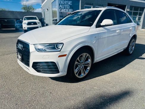Used 2018 Audi Q3 2.0T Premium w/ Convenience Package FWD image 3