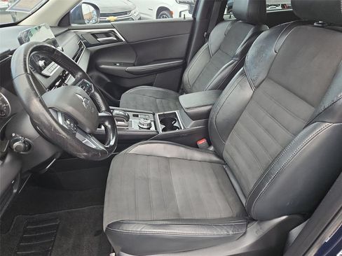 Used 2022 Mitsubishi Outlander SE FWD image 11