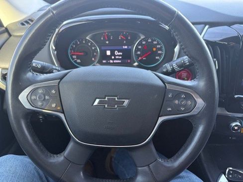 Used 2021 Chevrolet Traverse RS image 10