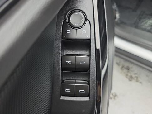 Used 2026 Chevrolet Equinox LT w/ Convenience Package II AWD/4WD image 21