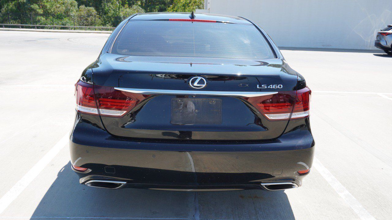 Used 2017 Lexus LS 460 w/ Comfort Package RWD image 7