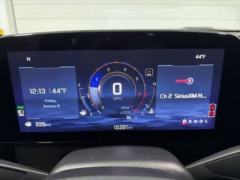 Used 2025 Chevrolet Traverse LT w/ Driver Confidence Package image 15