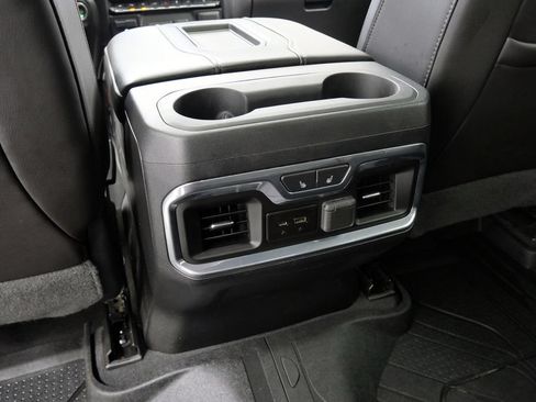 Used 2019 Chevrolet Silverado 1500 High Country w/ Technology Package AWD/4WD image 21