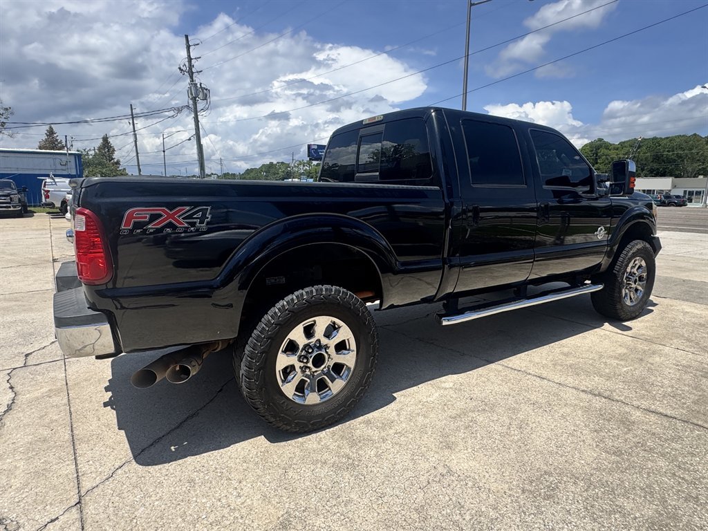 Used 2015 Ford F250 Lariat w/ Lariat Interior Package AWD/4WD image 5