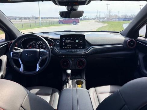 Used 2024 Chevrolet Blazer RS w/ Driver Confidence II Package image 6