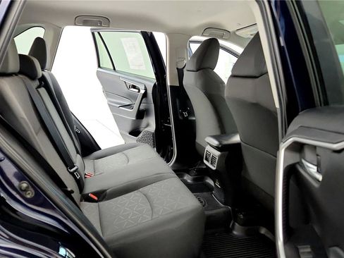 Certified 2023 Toyota RAV4 XLE image 30