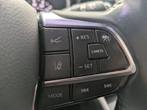 Used 2021 Toyota Highlander XSE AWD/4WD image 14