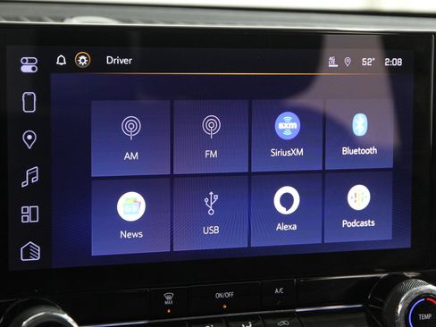 Certified 2024 Chevrolet Colorado W/T image 11