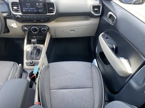 New 2026 Hyundai Venue SEL FWD image 15