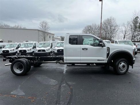 New 2026 Ford F550 4x4 Supercab Super Duty image 2