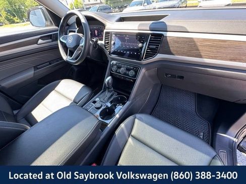 Certified 2023 Volkswagen Atlas SE w/ Panoramic Sunroof Package AWD/4WD image 31