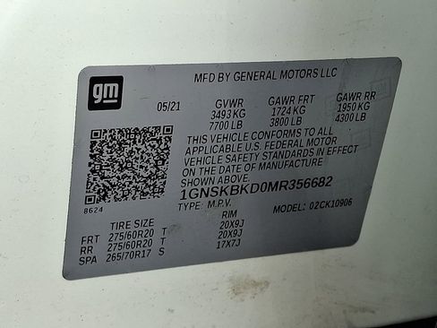 Used 2021 Chevrolet Suburban LS image 28