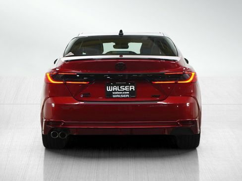 Used 2025 Toyota Camry XSE w/ Premium Plus Package AWD/4WD image 4