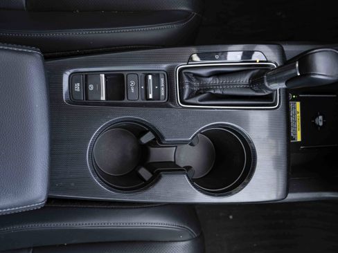 Used 2022 Honda Civic Touring image 27