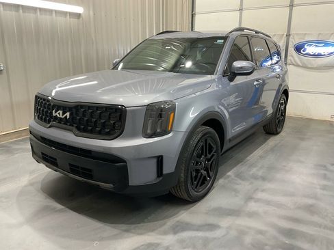 Used 2024 Kia Telluride EX X-Line image 3