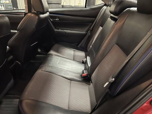 Used 2019 Toyota Corolla L image 16