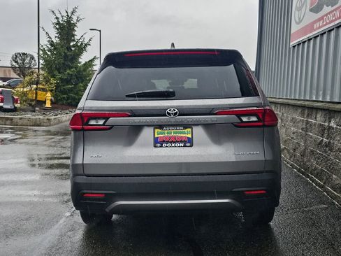 New 2026 Toyota Grand Highlander Platinum image 4